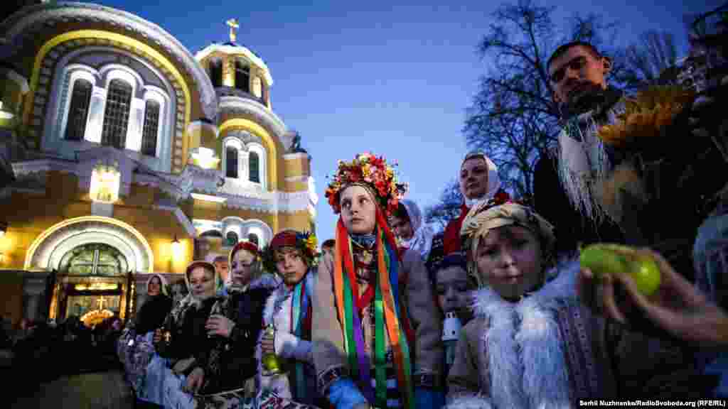 Пасхальная ночь в Киеве. Фото – Сергей Нужненко